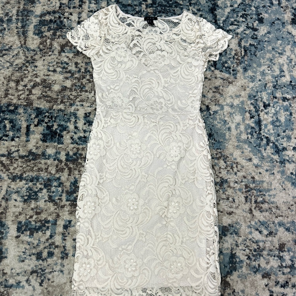 Elegant White Lace Dress